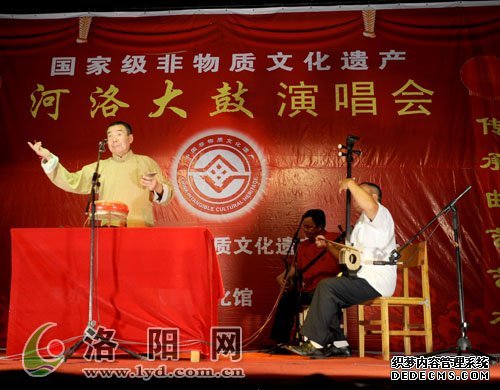 在新窗口中打开